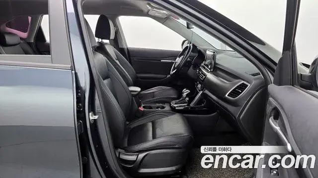 Kia Seltos 2019 — ფოტო 2/20