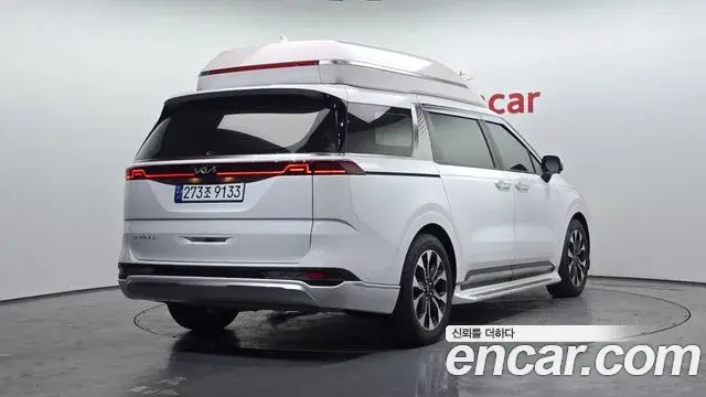 Kia Carnival 2021 — Фото 2/20