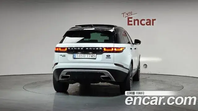 Land Rover Range Rover Velar 2019 — Фото 4/20