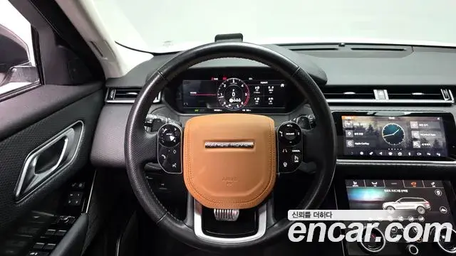 Land Rover Range Rover Velar 2019 — Фото 13/20