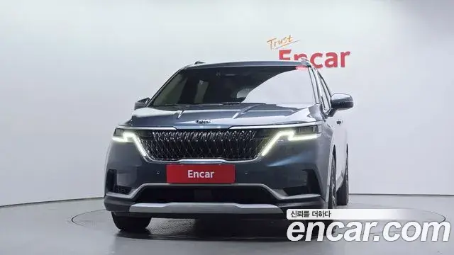 Kia Carnival 2021 — Фото 2/20