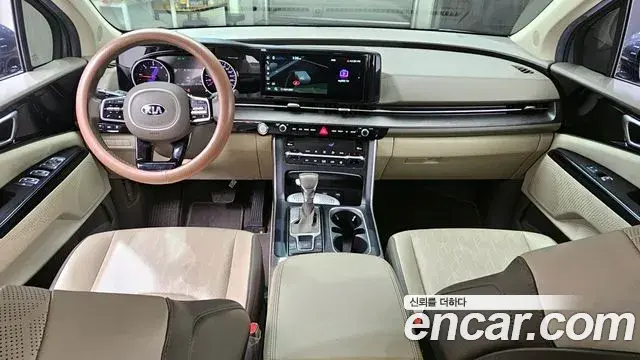Kia Carnival 2021 — Фото 6/20
