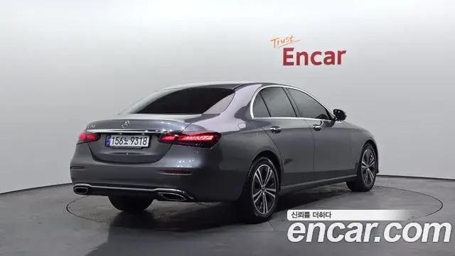 Mercedes-Benz E-Class 2020 — ფოტო 2/20