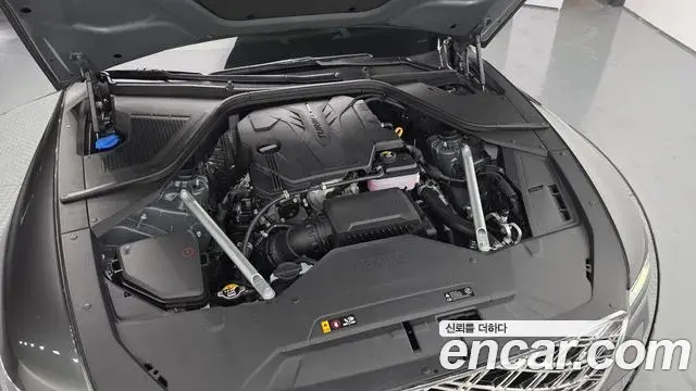 Genesis G80 2025 — Şəkil 19/21