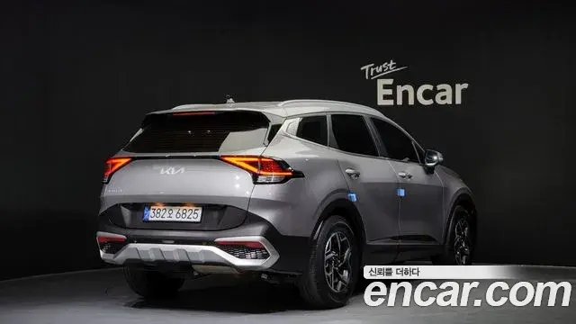 Kia Sportage 2021 — Şəkil 16/20