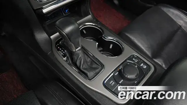 Jeep Grand Cherokee 2018 — Photo 14/20
