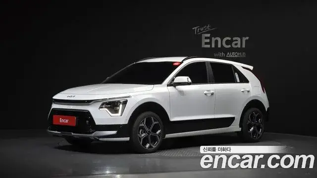 Kia Niro 2025 — Photo 8/31