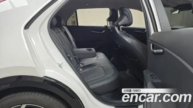 Kia Niro 2025 — Photo 6/31