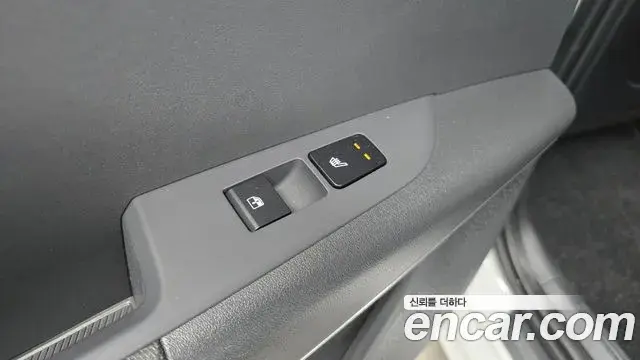 Kia Niro 2025 — Photo 27/31