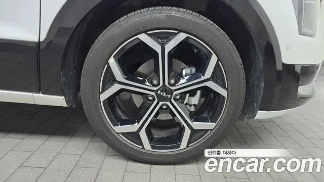 Kia Niro 2025 — Photo 22/31