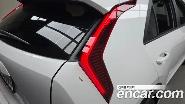Kia Niro 2025 — Photo 4/31