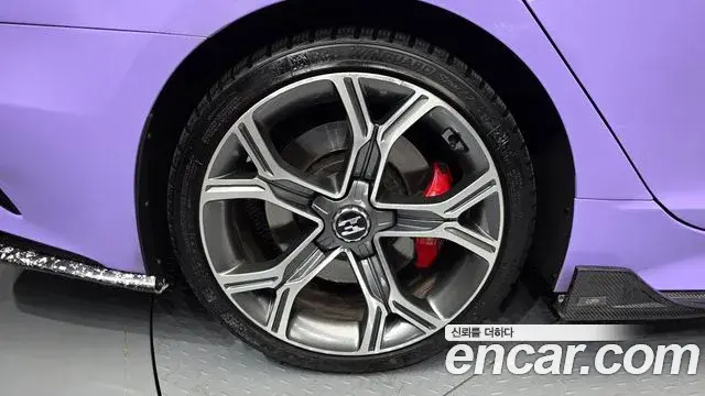 Kia Stinger 2019 — Şəkil 10/33