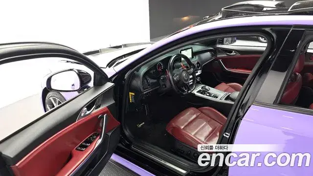 Kia Stinger 2019 — Şəkil 27/33