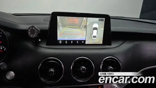 Kia Stinger 2019 — Şəkil 3/33