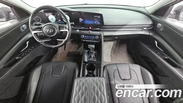 Hyundai The New Avante Hybrid 2021 — Photo 3/20