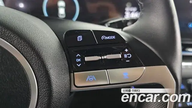 Hyundai The New Avante Hybrid 2021 — Photo 12/20