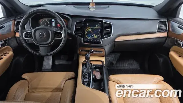 Volvo XC90 2019 — Şəkil 18/33