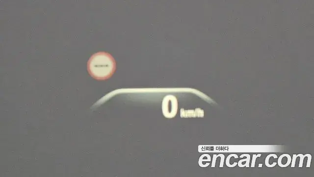 BMW 5 Series 2018 — Şəkil 10/34