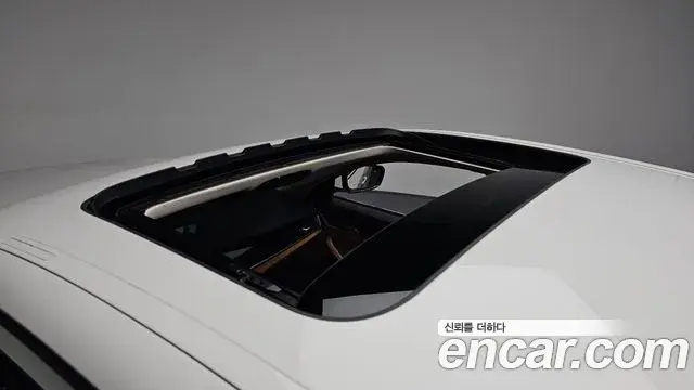 BMW 5 Series 2018 — Şəkil 6/34