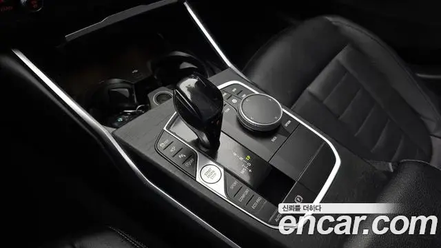 BMW 3 Series 2021 — Фото 9/20
