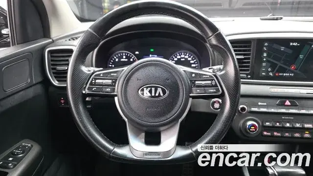 Kia Sportage The Bold 2020 — Photo 3/30