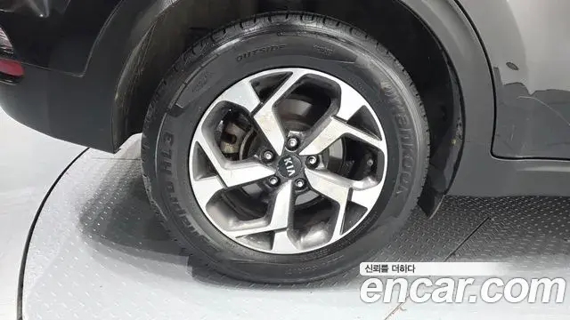 Kia Sportage The Bold 2020 — Photo 7/30