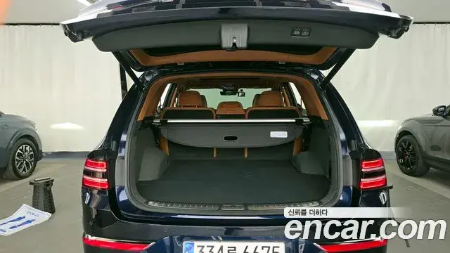 Genesis GV80 2023 — ფოტო 13/33