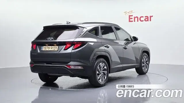 Hyundai Tucson Hybrid 2022 — ფოტო 19/33