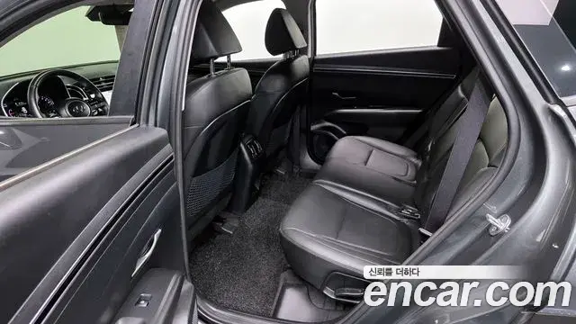Hyundai Tucson Hybrid 2022 — ფოტო 33/33