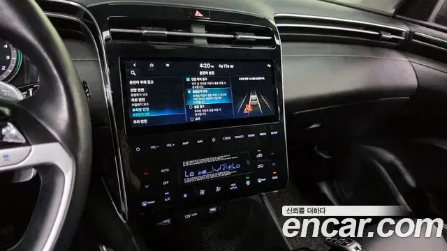 Hyundai Tucson Hybrid 2022 — ფოტო 15/33