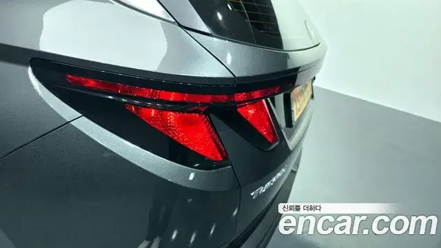 Hyundai Tucson Hybrid 2022 — ფოტო 27/33