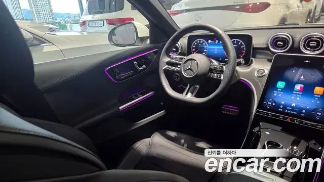 Mercedes-Benz C-Class 2025 — Фото 10/11