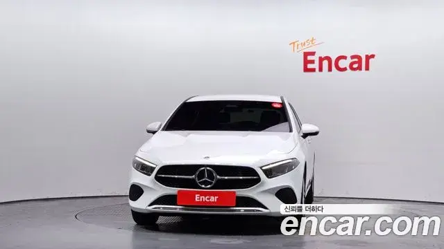 Mercedes-Benz A-Class 2025 — ფოტო 27/30