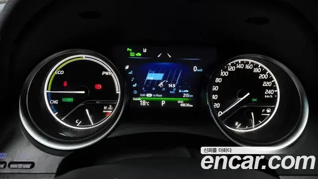 Toyota Camry 2018 — Şəkil 2/20