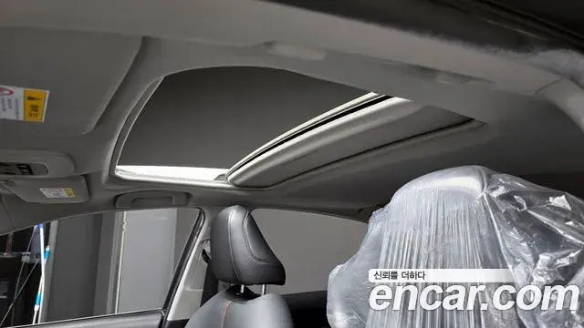 Toyota Camry 2018 — Şəkil 14/20
