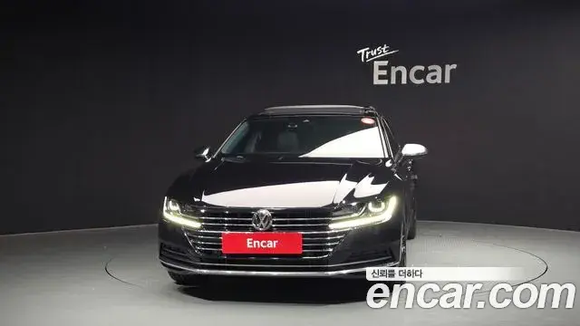 Volkswagen Arteon 2018 — Şəkil 10/20