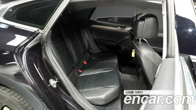 Volkswagen Arteon 2018 — Şəkil 19/20