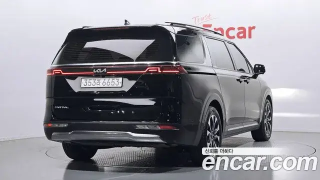 Kia Carnival 2022 — Фото 1/20