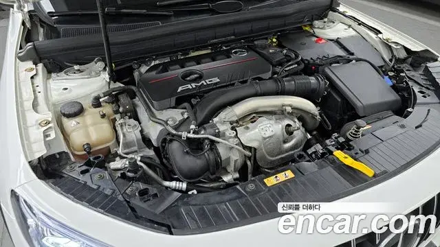 Mercedes-Benz GLB-Class 2021 — Şəkil 17/30