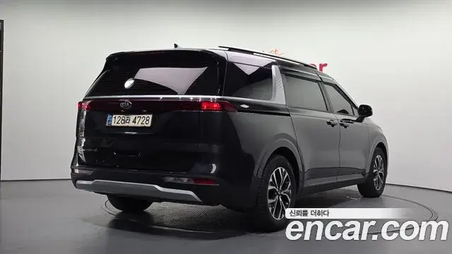 Kia Carnival 2020 — Фото 2/20