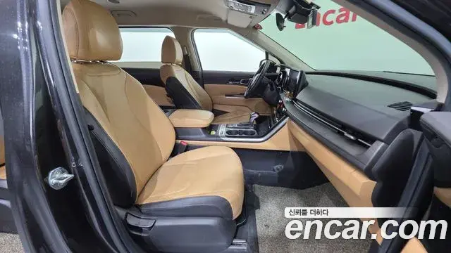 Kia Carnival 2020 — Фото 10/20