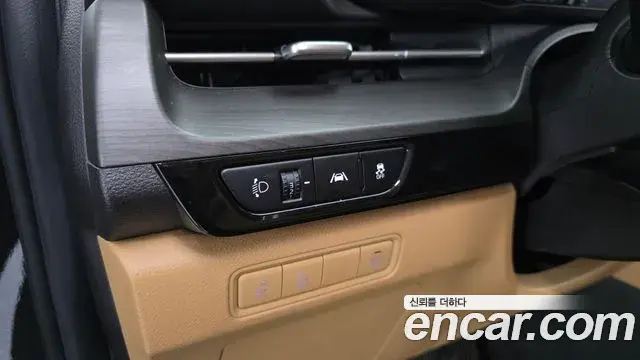 Kia Carnival 2020 — Фото 13/20