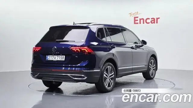 Volkswagen Tiguan Allspace 2022 — Фото 2/20
