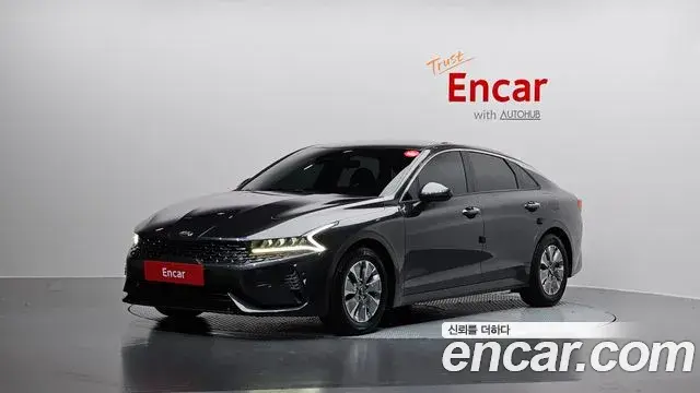 Kia K5 2020 — ფოტო 7/30
