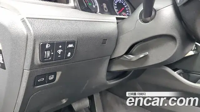 Kia K5 2020 — ფოტო 21/30