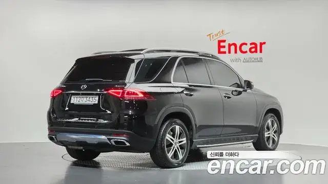 Mercedes-Benz GLE-Class 2020 — Фото 2/20