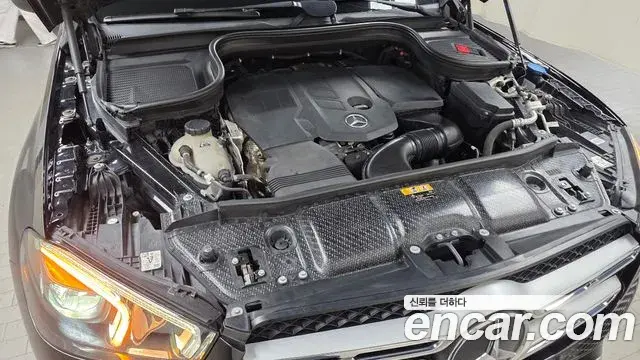 Mercedes-Benz GLE-Class 2020 — Фото 6/20