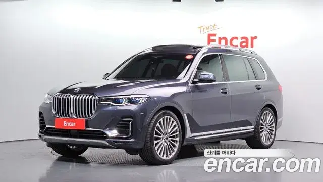 BMW X7 2020 — Фото 10/20