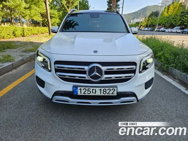 Mercedes-Benz GLB-Class 2021 — Фото 2/20