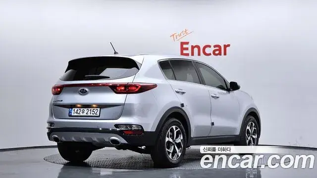 Kia Sportage The Bold 2021 — Photo 23/32